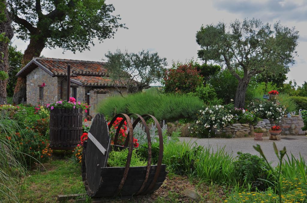 Casale Il Cerqueto Bed & Breakfast San Severino Marche Ngoại thất bức ảnh